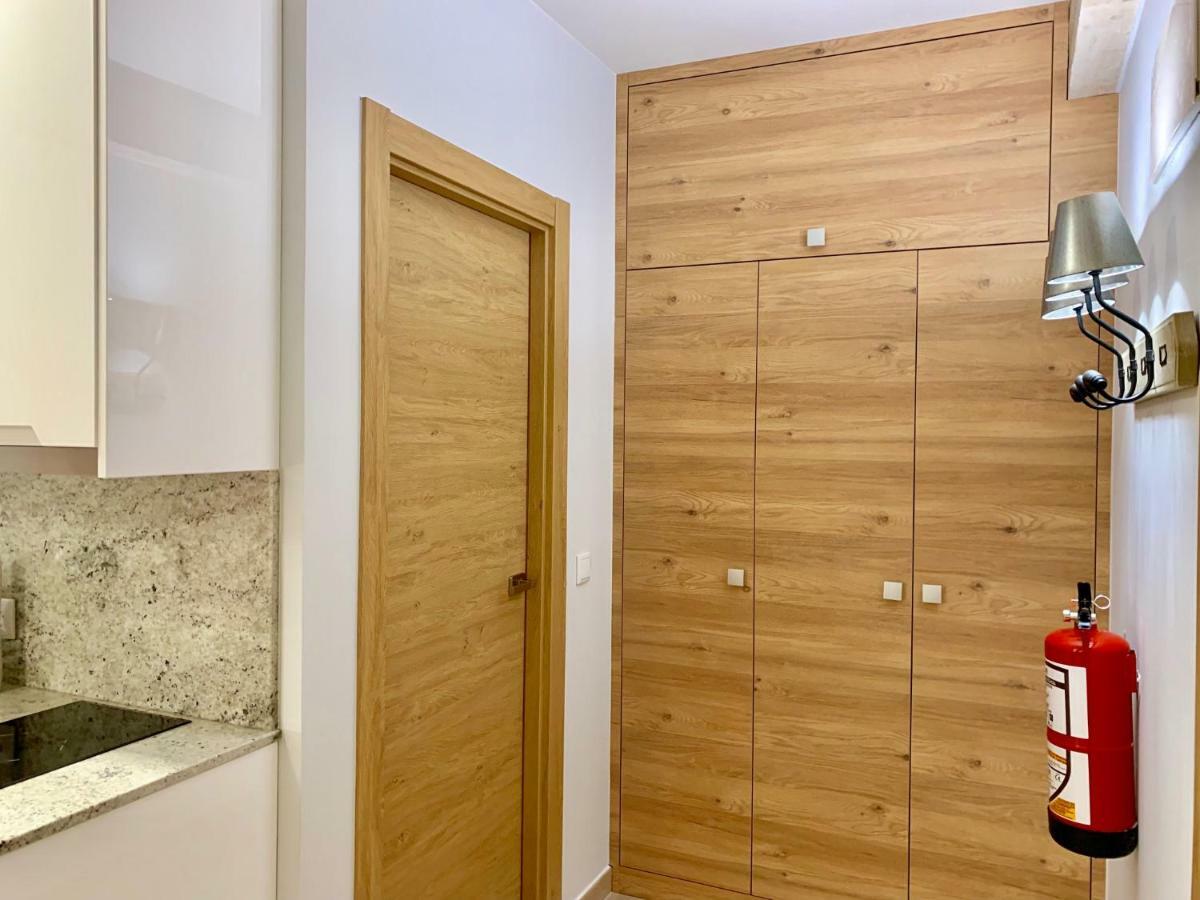 Garnica5 Suites Torrelavega Extérieur photo