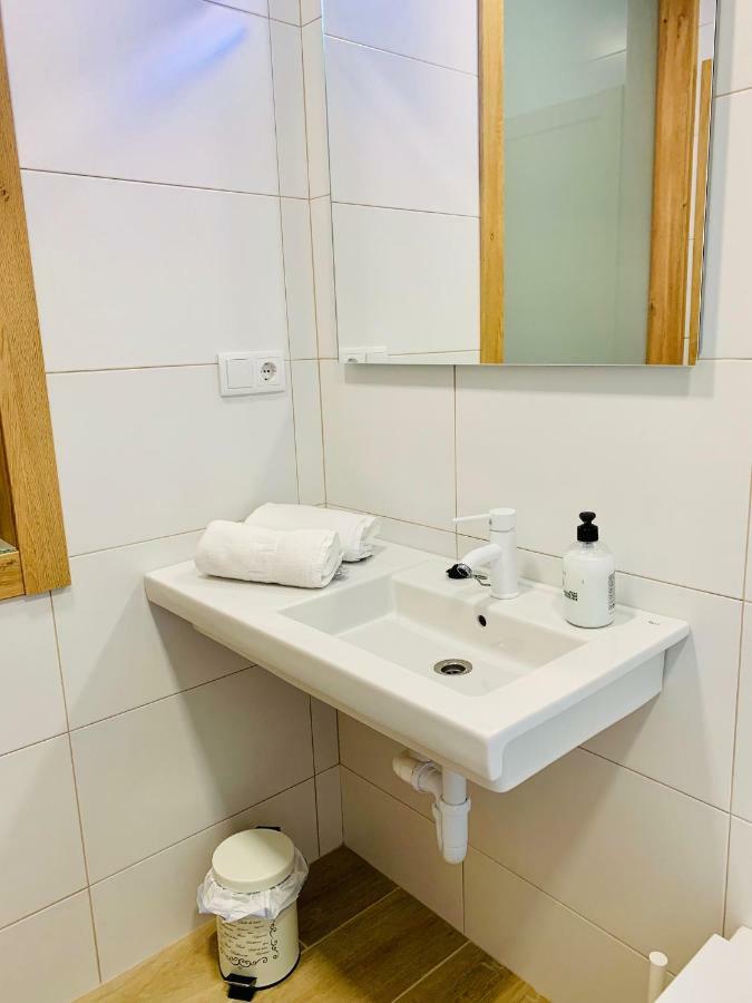 Garnica5 Suites Torrelavega Extérieur photo